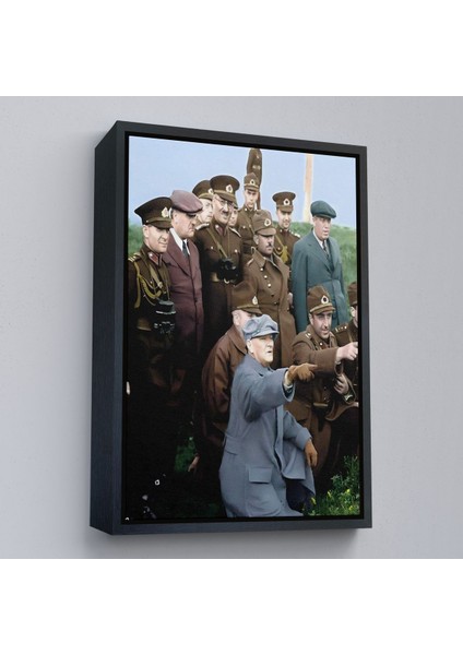 Kahverengi Çerçeveli Atatürk Silah Arkadaşları Ile Cephede Dekoratif Duvar Tablosu modelleri