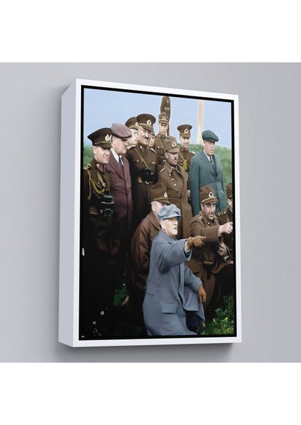 Kahverengi Çerçeveli Atatürk Silah Arkadaşları Ile Cephede Dekoratif Duvar Tablosu fırsatları