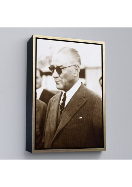 Siyah Çerçeveli Atatürk Portre Tablosu Mustafa Kemal Atatürk Dikdörtgen Dekoratif Kanvas Tablo fırsatları