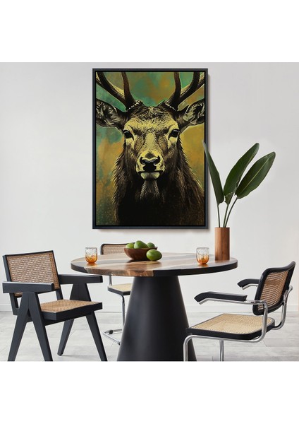 Altın Çerçeveli Iri Geyik Kafası Tablosu