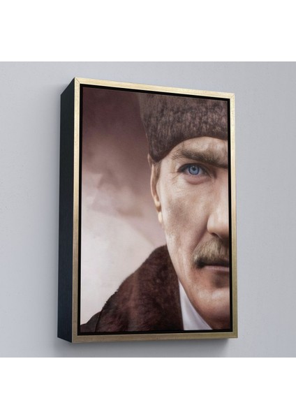 Altın Çerçeveli Mustafa Kemal Atatürk Dekoratif Duvar Tablosu
