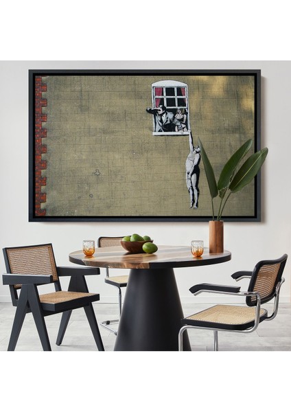 Siyah Çerçeveli Banksy, Kocası Tarafından Basılan Kadın Kanvas Tablo