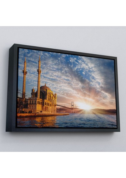 Çerçeveli Ortaköy Camii ve Boğaziçi Köprüsü Manzarası Dekoratif Kanvas TABLO-6504 modelleri