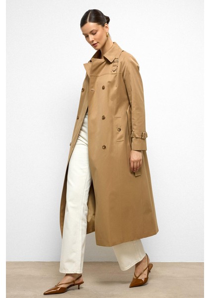 Kruvaze Gömlek Yaka Omuzu Kemer Aksesuarlı Su Itici Özellikli Trençkot K. Kamel 6763 fiyatları