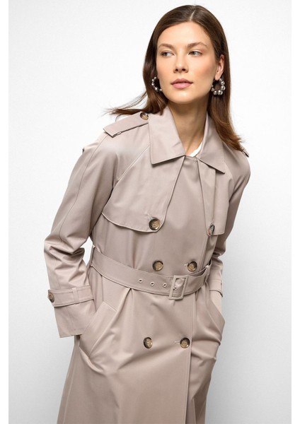 Apolet ve Pelerin Detaylı Reglan Kol Su Itici Özellikli Trençkot Taş 6766 modelleri