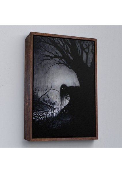 Beyaz Çerçeveli Karanlık Içindeki Korkunç Bir Çift Göz Tablosu fiyatları
