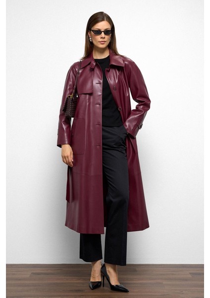Gömlek Yaka Reglan Kol Pelerin ve Torba Cep Detaylı Deri Trençkot Bordo 6760