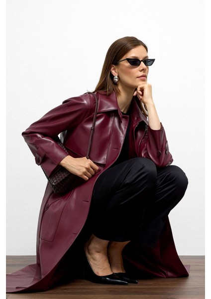 Gömlek Yaka Reglan Kol Pelerin ve Torba Cep Detaylı Deri Trençkot Bordo 6760 indirimleri