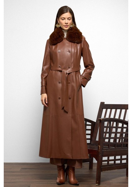 Yakası Çıkabilen Kürklü Kruvaze Deri Görünümlü Uzun Trençkot Taba 6676 fiyatları