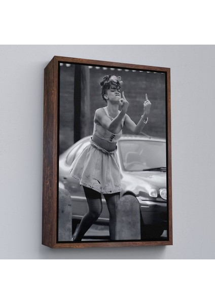 Siyah Çerçeveli Beyonce Umrumda Değil Haraketi Duvar Tablosu modelleri