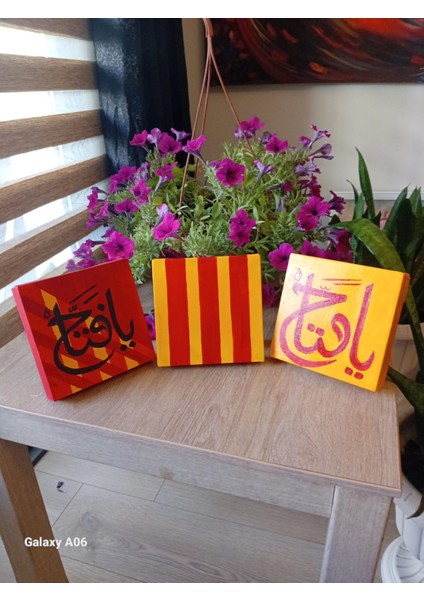 TARAFTAR TEMALI ORJİNAL EL YAPIMI ESMA ÜL HÜSNA DESENLİ MASA ÜSTÜ TABLO