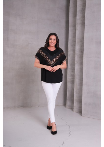 Kadın Büyük Beden V Desen Taşlı Leopar Baskılı Siyah-Kahve Bluz