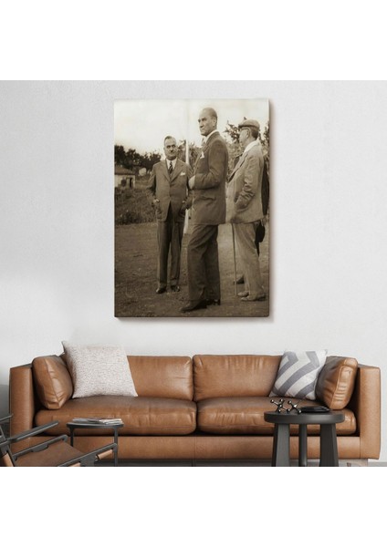 Atatürk, Celal Bayar, ve Kılıç Ali ile Muhafız Alayında Denetlemelerde Bulunurken TABLO-6259 fiyatları