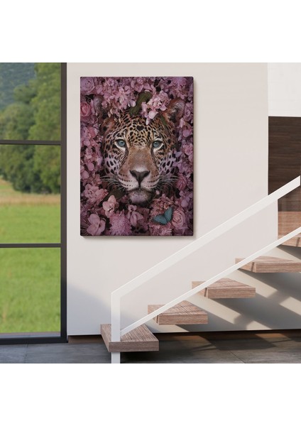 Pembe Çiçekler Arasında Vahşi Leopar Dekoratif Duvar TABLOSU-6195 fırsatları