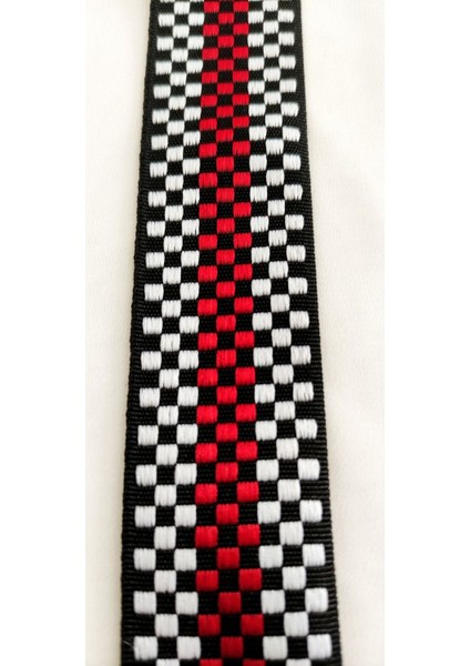 Kırmızı Beyaz Dama Desen Dar Dokuma Şerit modelleri