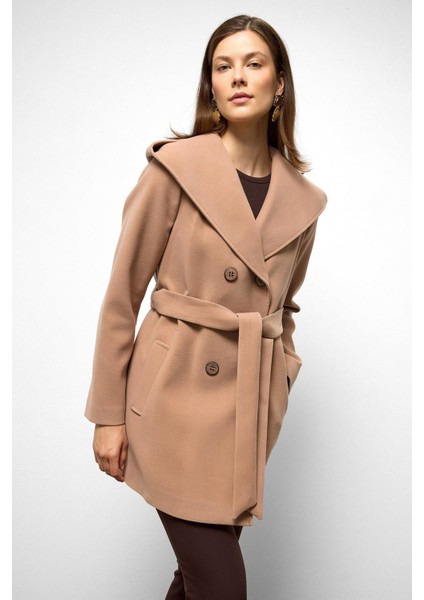 Kapüşonlu Kruvaze Kısa Kaban Kamel 3103 modelleri