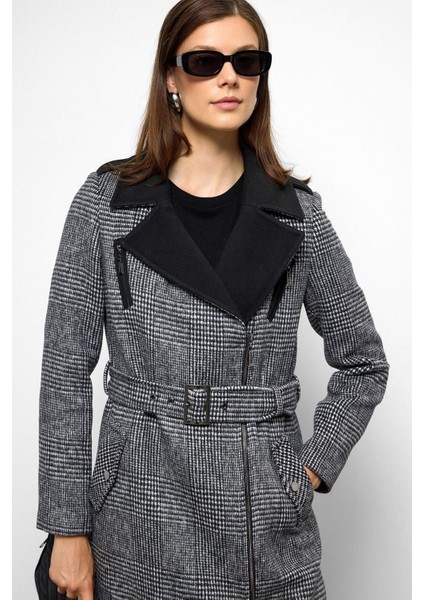 Fermuar ve Garni Detaylı Ekose Kaban Siyah 3106 modelleri