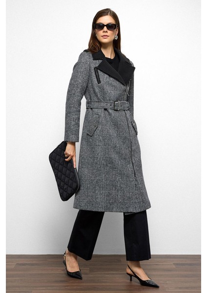 Fermuar ve Garni Detaylı Ekose Kaban Siyah 3106 indirimleri