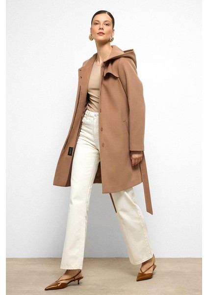 Kapüşonlu Pelerin Detaylı Kaban Kamel 3109