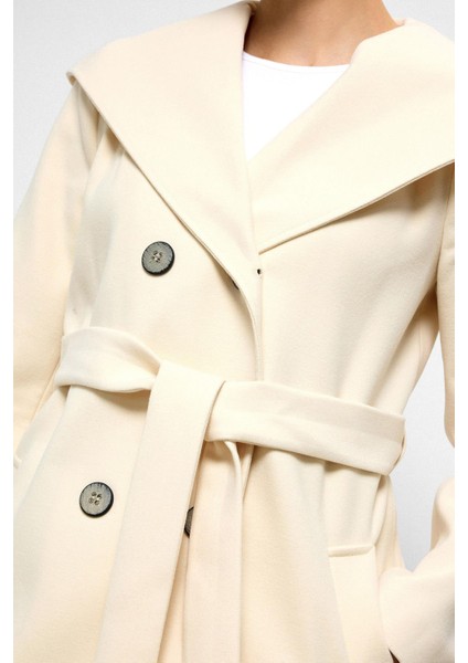 Kapüşonlu Kruvaze Kısa Kaban Ekru 3103 indirimleri