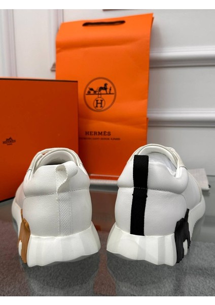 Logo Detaylı Beyaz Erkek Sneaker fırsatları