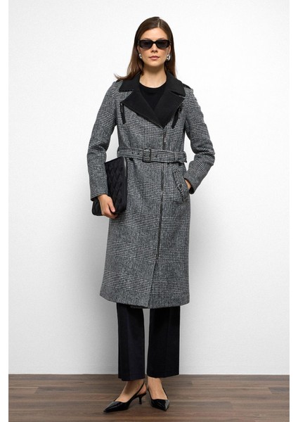 Fermuar ve Garni Detaylı Ekose Kaban Siyah 3106