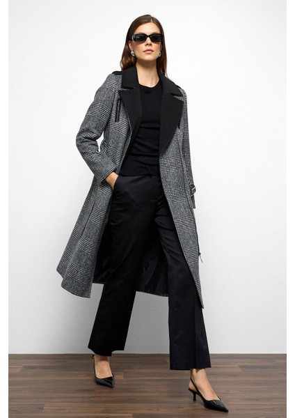 Fermuar ve Garni Detaylı Ekose Kaban Siyah 3106 fiyatları