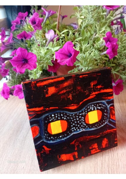 OSİMHEN MASKESİ TEMALI ORJİNAL EL YAPIMI AKRİLİK MASA ÜSTÜ 3 LÜ DEKORATİF TABLO fiyatları