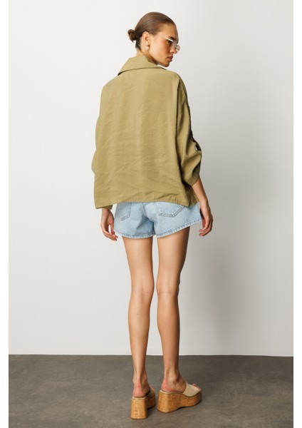 Kadın Losse Fit Apaş Yaka Düz Uzun Kollu Gömlek indirimleri