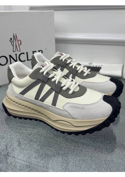 Arka Logo Detaylı Erkek Sneaker fırsatları