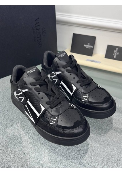 Logo Detaylı Deri Erkek Sneaker fiyatları