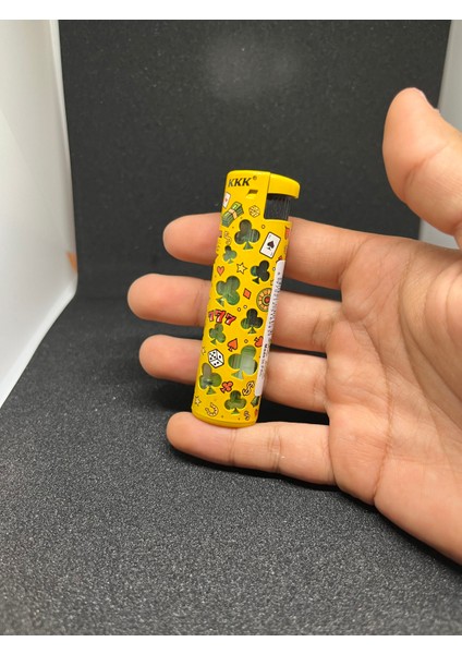Sarı Renkli Işıklı Çakmak modelleri