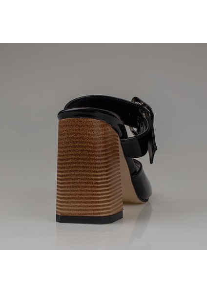 Siyah Rugan Kemerli Kadın Topuklu Terlik fırsatları