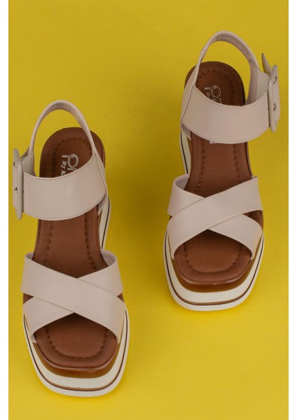 Krem Dolgu Topuk Kemerli Kadın Sandalet indirimleri