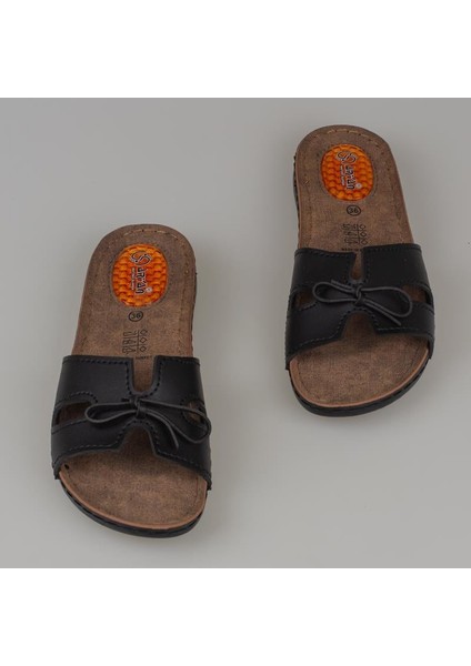 Siyah Kadın Jel Tabanlı Düz Fiyonklu Terlik 11-367 fiyatları