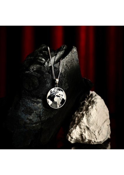 Gümüş Dünya Kolye 925 Ayar Gümüş Mat Dünya Figürlü Unisex Kolye Harita Kolye fırsatları