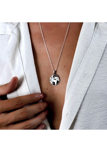 Gümüş Dünya Kolye 925 Ayar Gümüş Mat Dünya Figürlü Unisex Kolye Harita Kolye indirimleri
