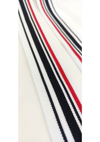 Beyaz Zemin Kırmızı Siyah Lacivert Siyah Çizgli Lastik Şerit modelleri