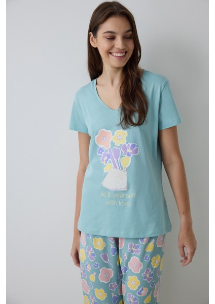 Mint Yeşili With Love Çiçek Desenli Pamuklu V Yaka Kısa Kollu Pijama Takımı fiyatları