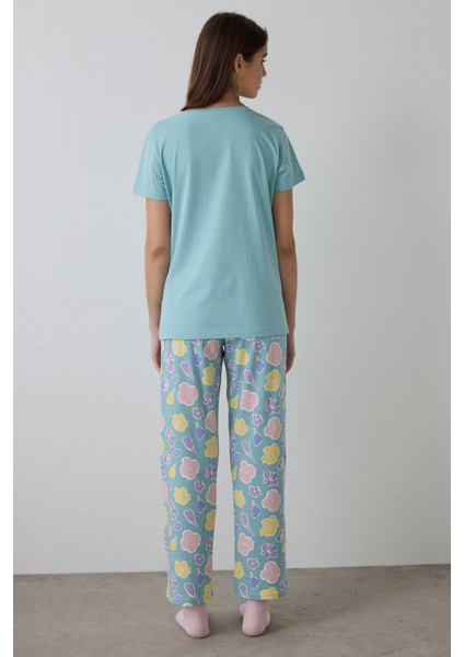 Mint Yeşili With Love Çiçek Desenli Pamuklu V Yaka Kısa Kollu Pijama Takımı indirimleri