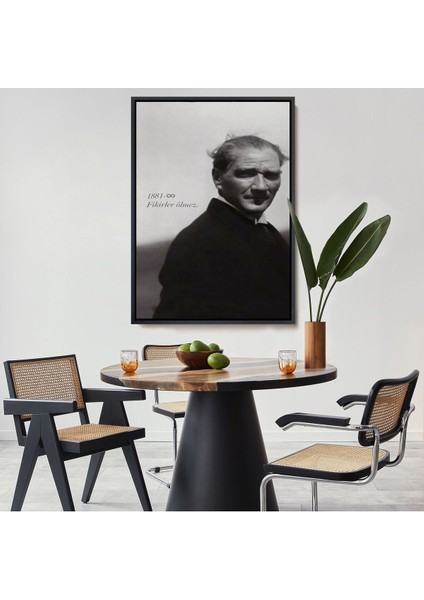 Çerçeveli Atatürk Portre Tablosu Mustafa Kemal Atatürk Dikdörtgen Dekoratif Kanvas TABLO-128