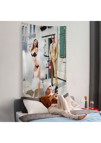 Kadına Tüp Ile Müdahele Eden Adam Duvar ÖRTÜSÜ-7755 fiyatları