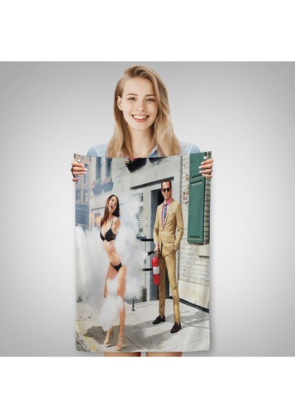 Kadına Tüp Ile Müdahele Eden Adam Duvar ÖRTÜSÜ-7755