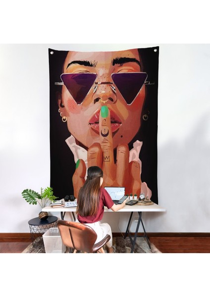 parmak ışareti yapan kadın duvar örtüsü-7747