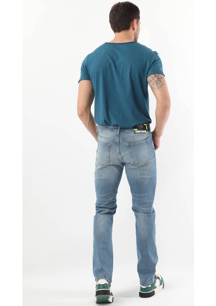 Erkek Dizi Yırtık Regular Fit Jean Pantolon Mavi indirimleri