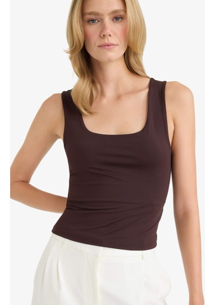 Slim Fit Dar Kesim Basic Düz Kare Yaka Atlet C2622AX25AU