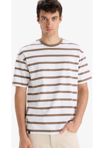 %100 Pamuk Boxy Fit Rahat Kesim Bisiklet Yaka Çizgili Kısa Kollu Tişört E1160AX25AU