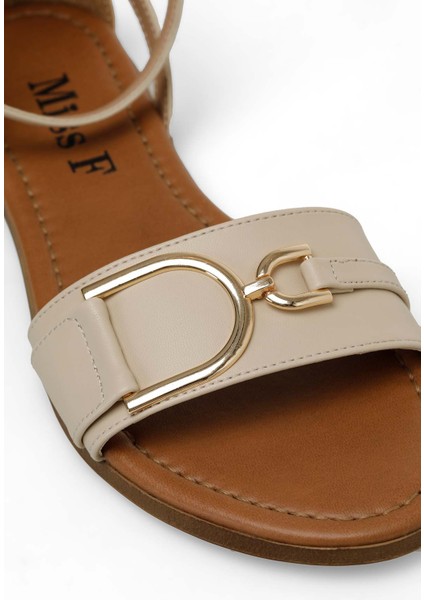 DS24015 4fx Bej Kadın Düz Sandalet