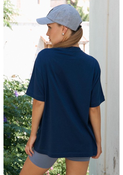 Aura Oversize T-Shirt Lacivert fırsatları