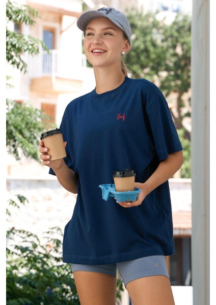 Aura Oversize T-Shirt Lacivert indirimleri